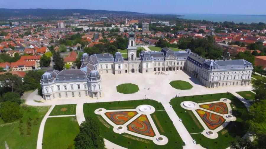 Napvirag Vendeghaz Βίλα Keszthely Εξωτερικό φωτογραφία